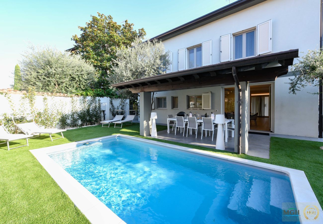 Villa a Desenzano del Garda - MGH Luxury - Villa Celeste