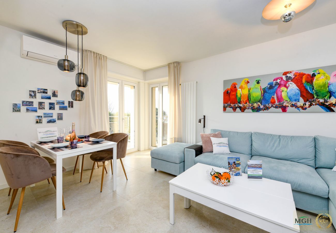 Appartamento a Sirmione - MGH Family Stay - Costa D'Oro Superior Apartment
