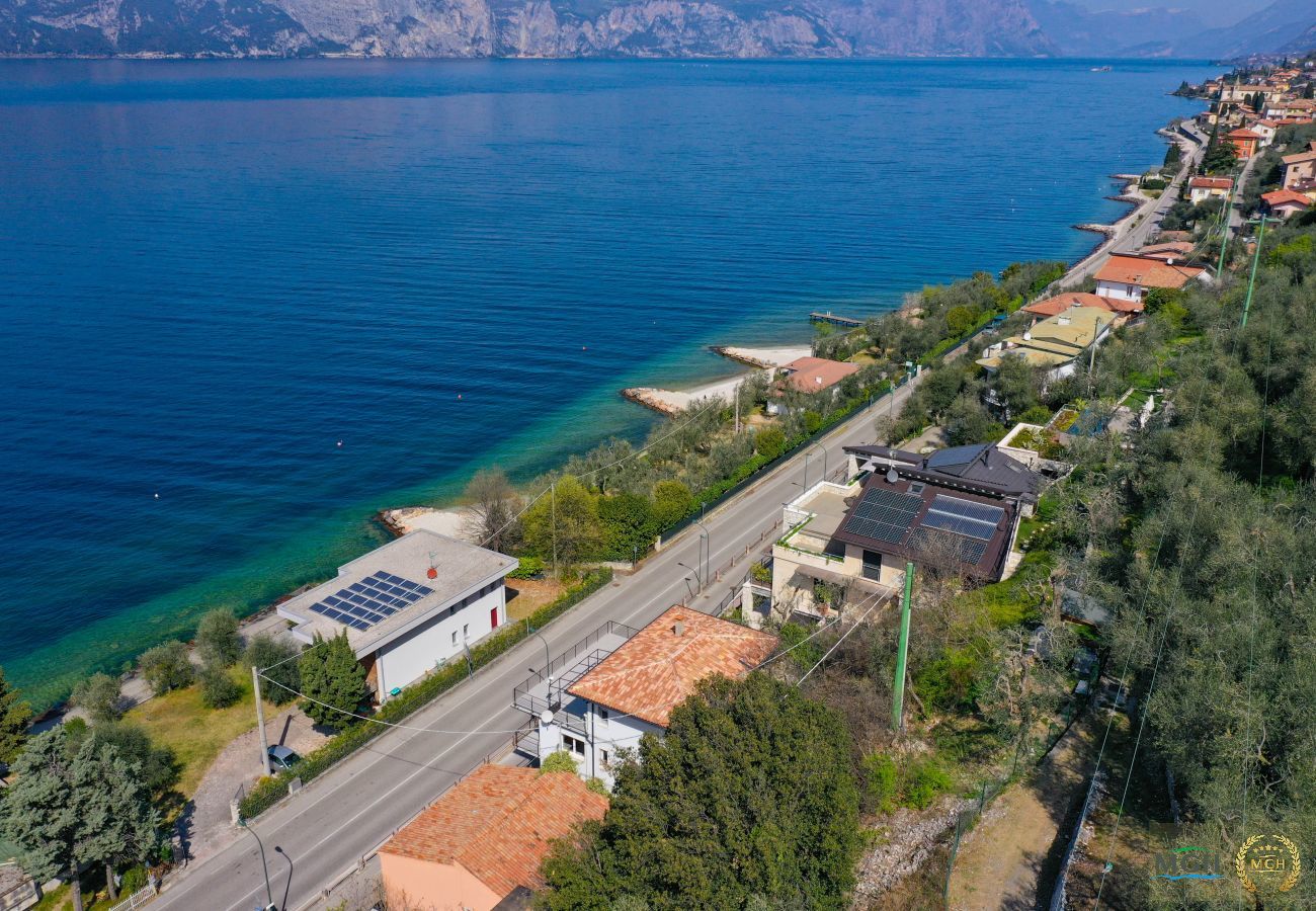 Ferienwohnung in Brenzone - Holiday Apartments Brenzone - Studio LAGO