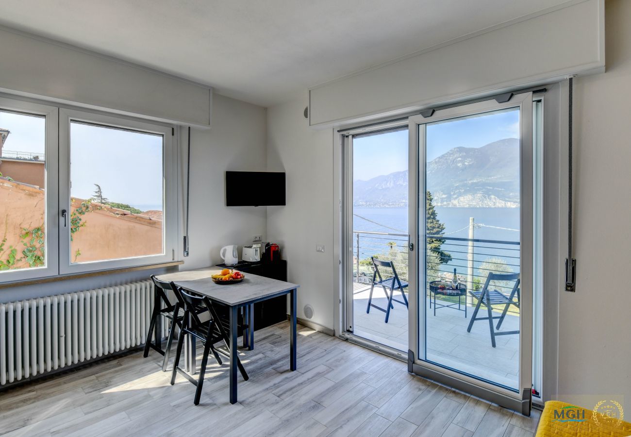 Ferienwohnung in Brenzone - Holiday Apartments Brenzone - Studio LAGO