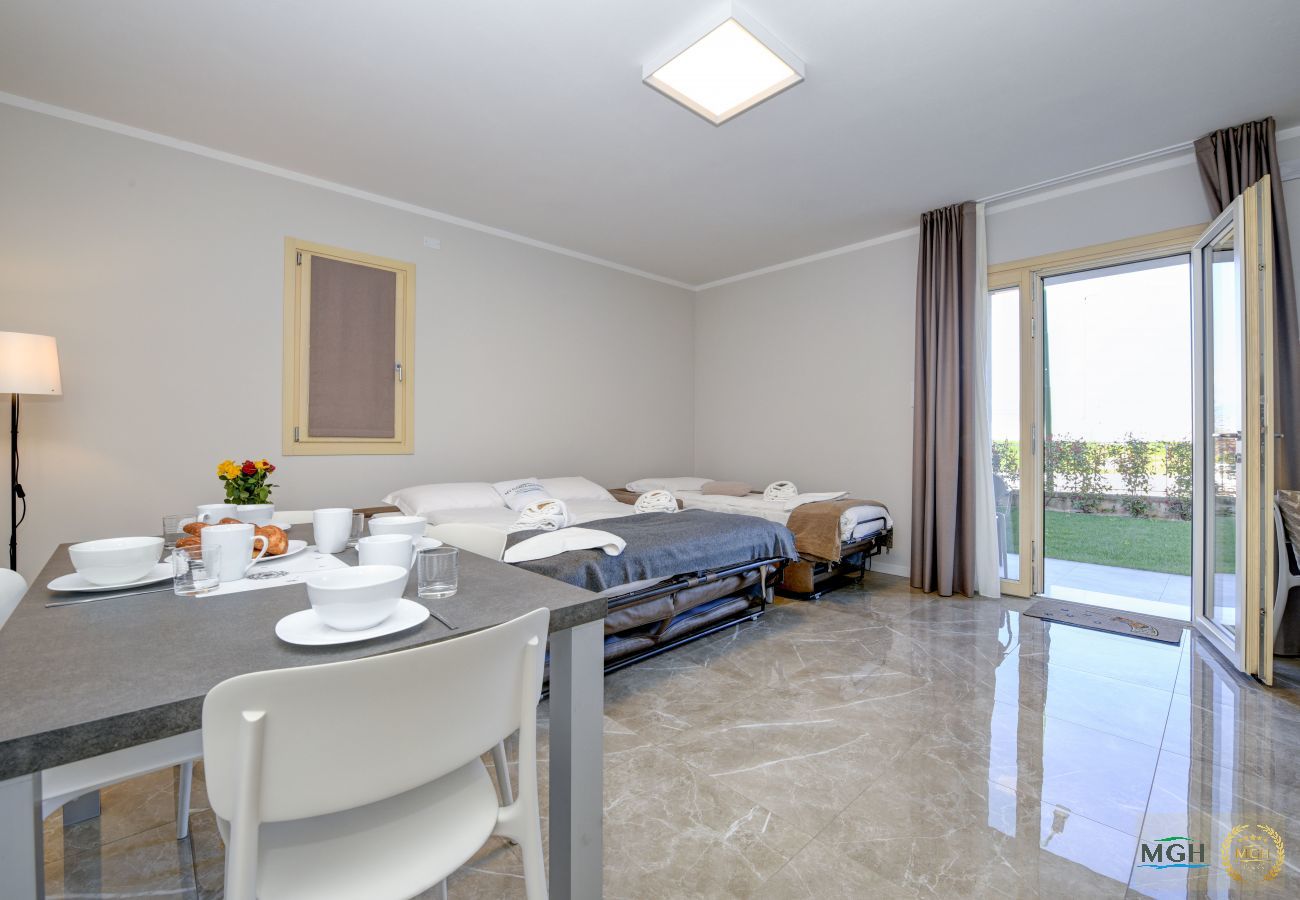 Aparthotel in Peschiera del Garda - Ranalli Palace - Double Room 1