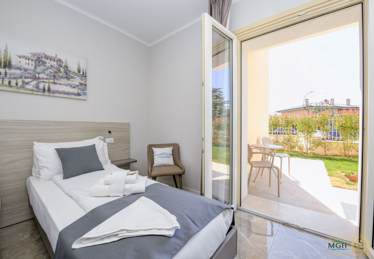 Aparthotel in Peschiera del Garda - Ranalli Palace - Double Room 1