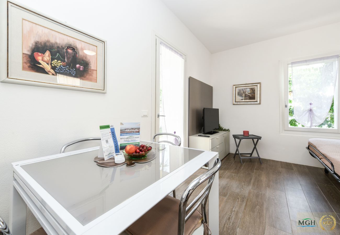 Ferienwohnung in Peschiera del Garda - MGH - Apartment Rosa