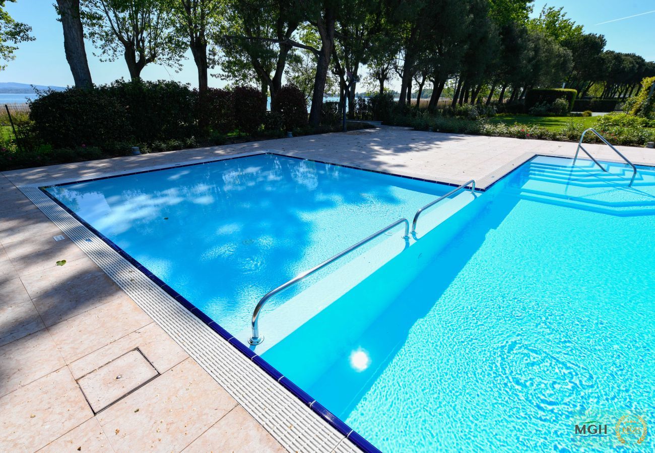 Ferienwohnung in Sirmione - MGH Family Stay - Acquarius Resort Lake Front