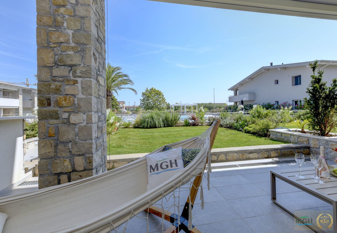 Ferienwohnung in Desenzano del Garda - MGH Luxury - Vivere il Lago C05