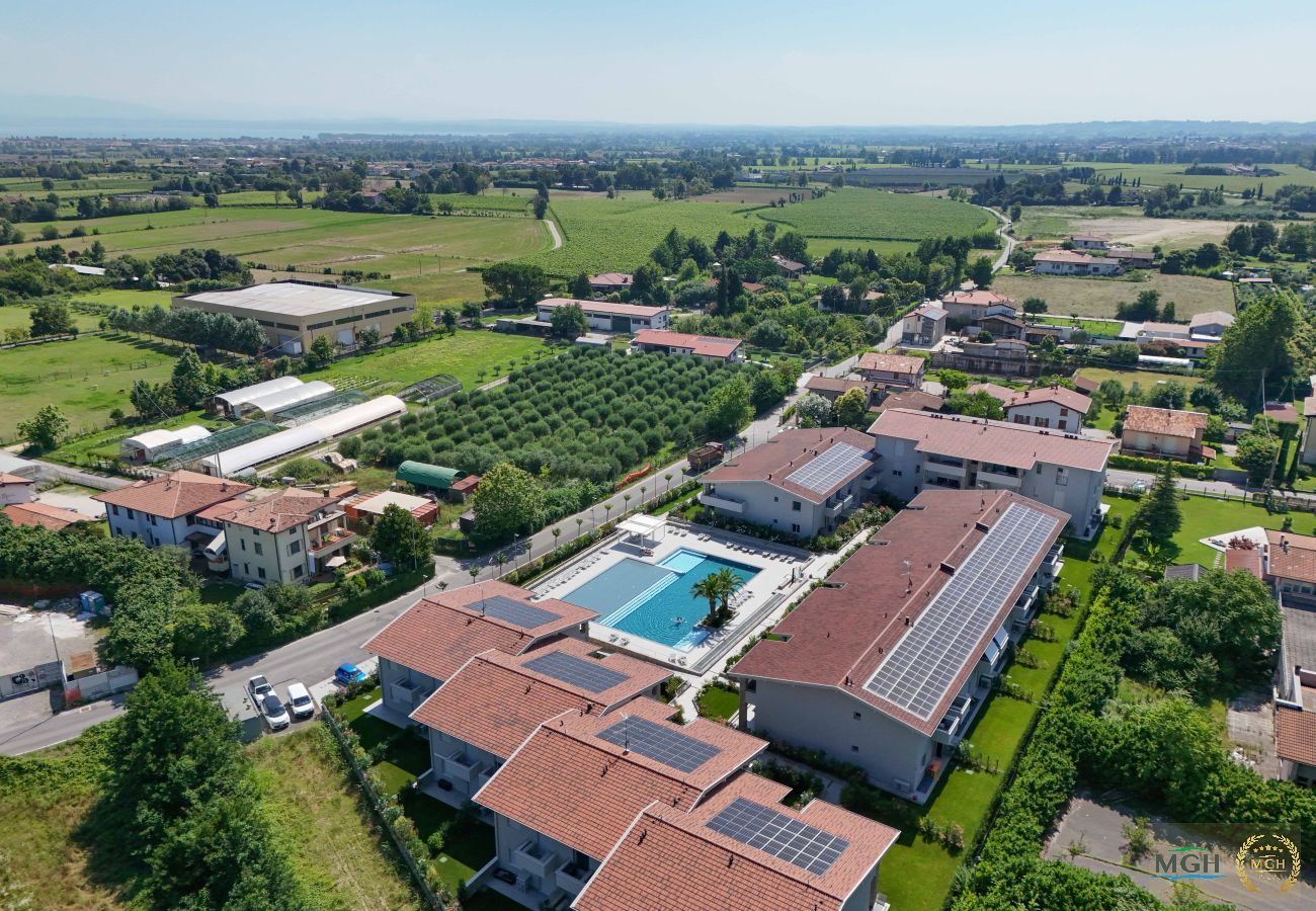 Ferienwohnung in Desenzano del Garda - MGH Luxury - Vivere il Lago C05