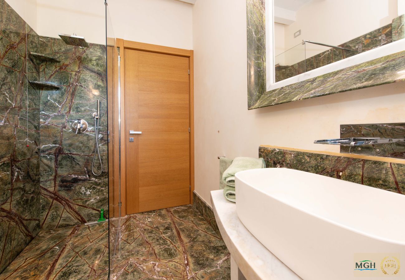 Ferienwohnung in Sirmione - MGH Luxury - Caesar Resort Sirmione E05