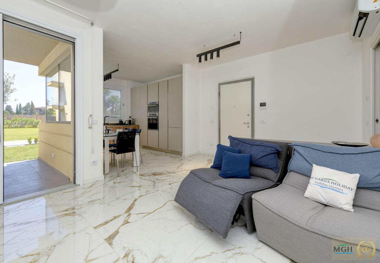 Ferienwohnung in Desenzano del Garda - Katya Resort Superior Apartments - MGH A2-1 GF