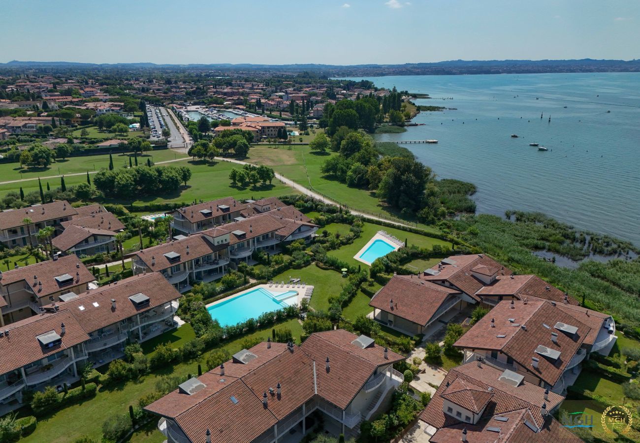 Apartment in Sirmione - MGH Luxury - Caesar Resort Sirmione E05